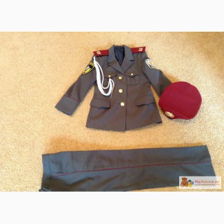 Продам б/у парадную кадетскую форму в Челябинске