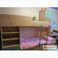 Продается двухъярусная кровать со шкафом и столом