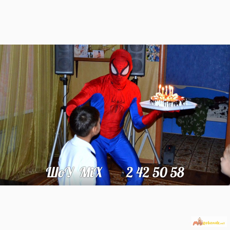 Фото 3. Человек паук, школа супер героев