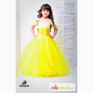Красивое детское платье для девочки