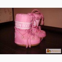 Moon Boot луноходы розового цвета, 23-26 в идеале. Подарки